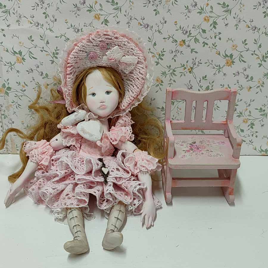Muñeca Rosa Antiguo • Evaninas Muñeca de arcilla articulada hecha a mano por Evaninas.