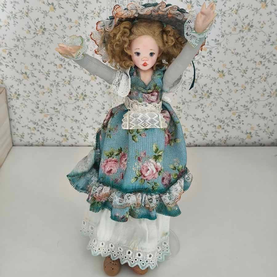 Muñeca Rose de la colección Maison de Campagne de Evaninas.