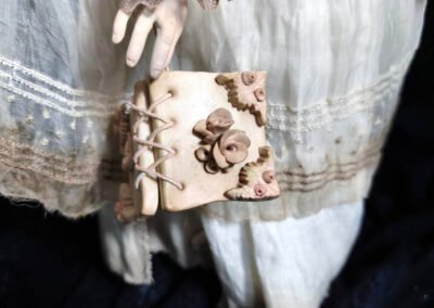 Libro de arcilla y papel para muñeca de Evaninas